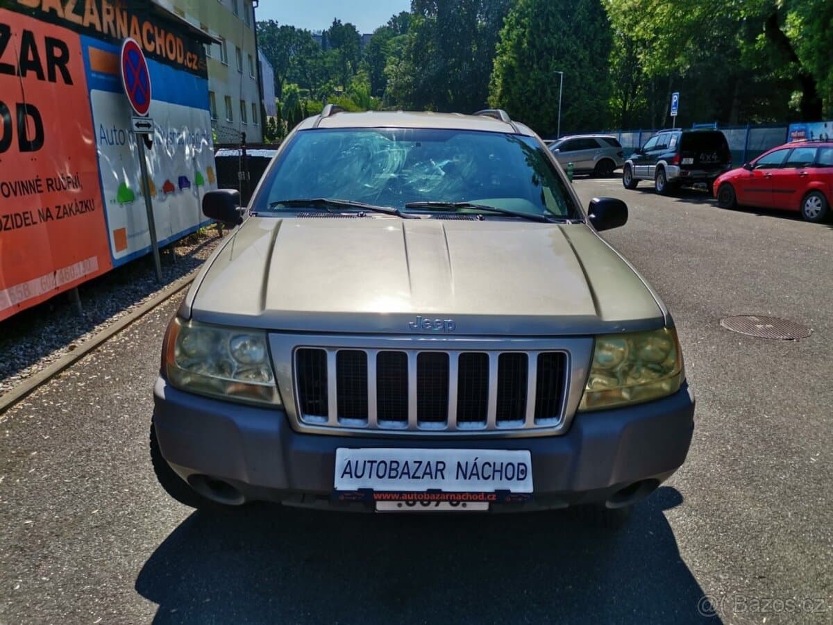2004 Jeep CHEROKEE - 7