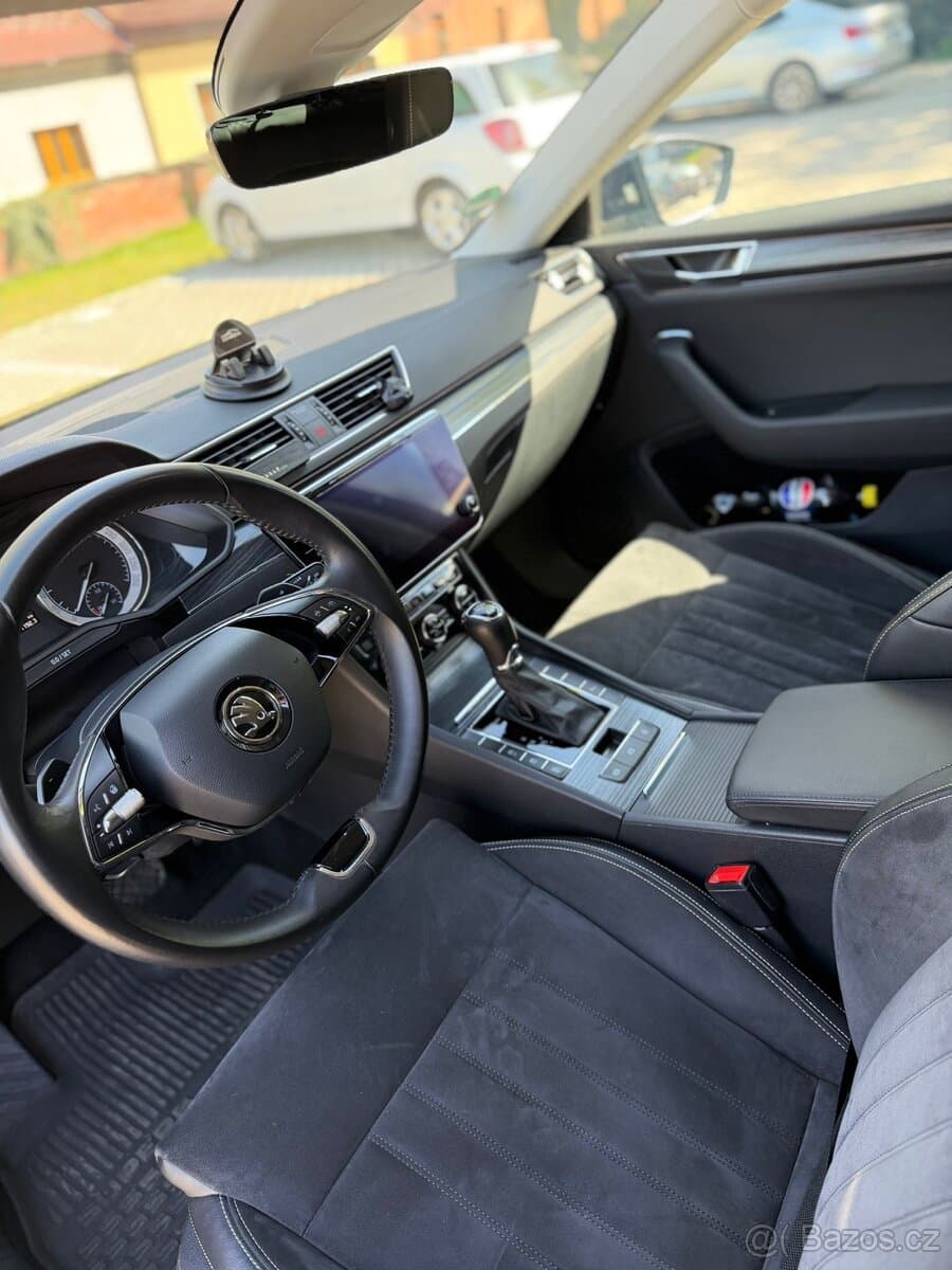 2020 Škoda SUPERB - 7