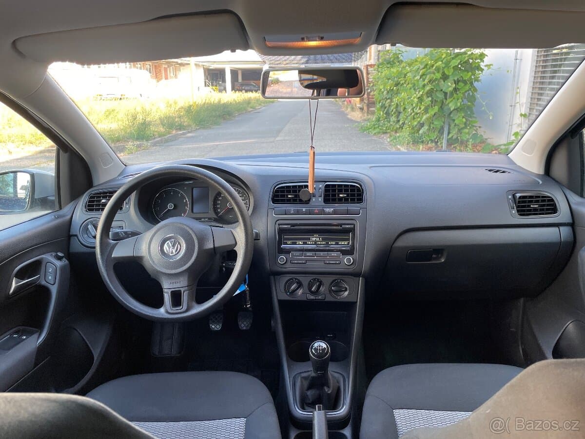 2012 Volkswagen POLO - 7