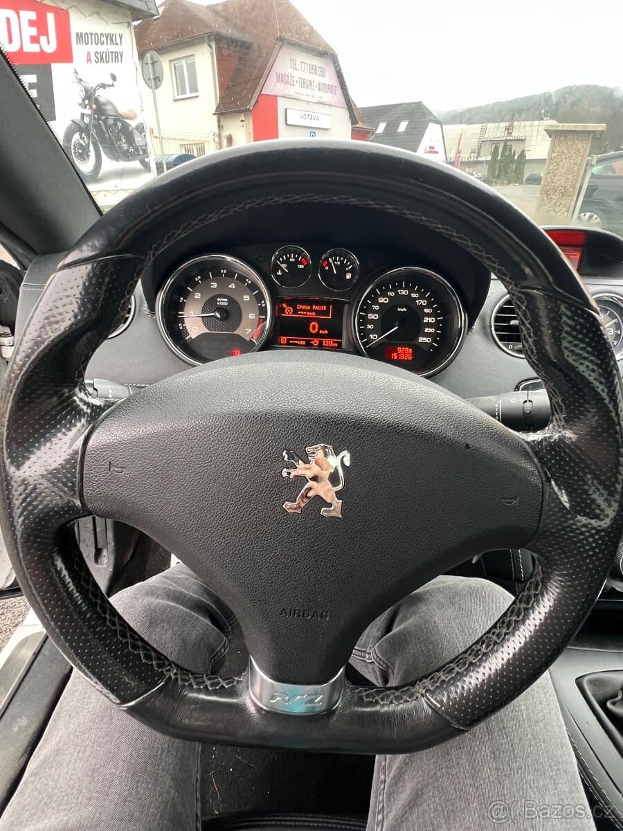 2010 Peugeot RCZ - 7