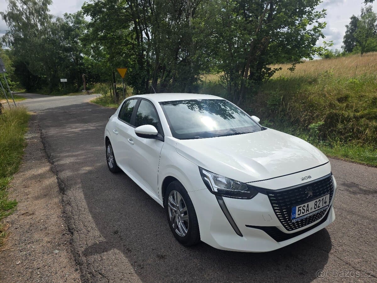 2020 Peugeot 208 - 7