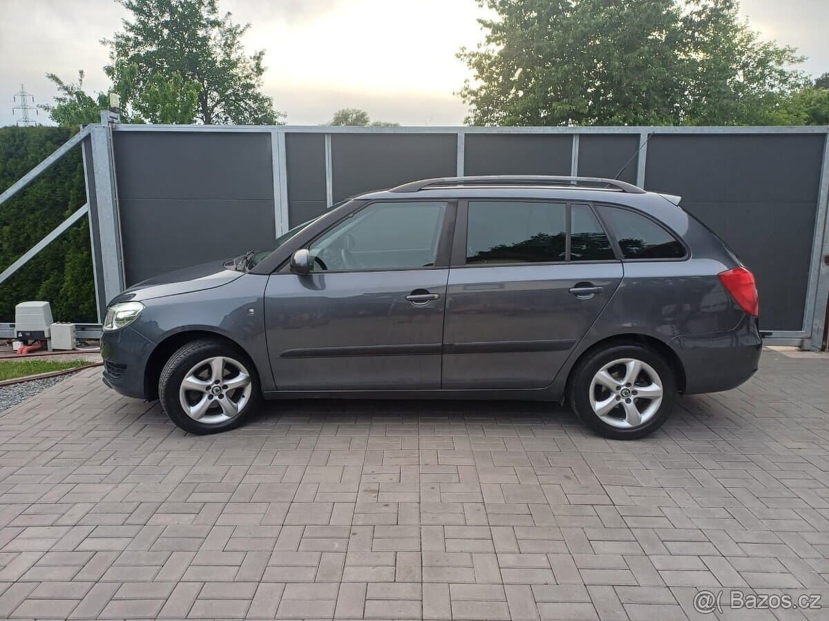 2011 Škoda FABIA - 7