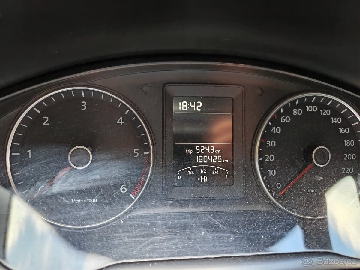 2015 Volkswagen MULTIVAN - 7