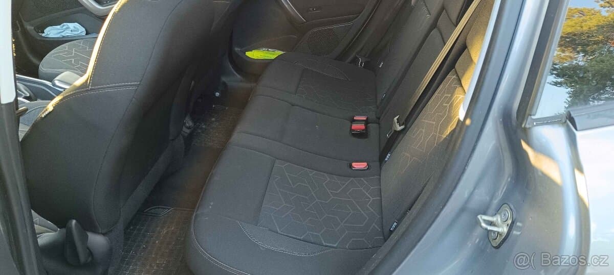 2013 Peugeot 2008 - 7
