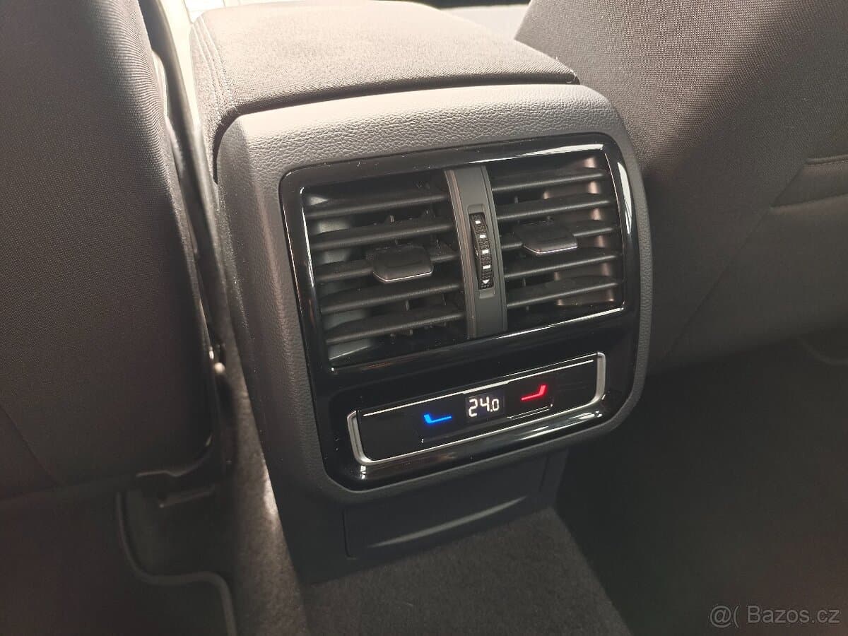 2023 Volkswagen PASSAT - 7