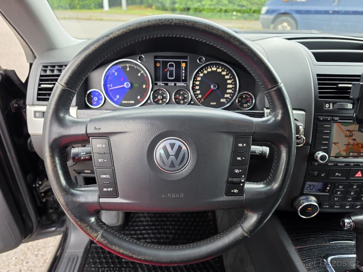 2006 Volkswagen TOUAREG - 7