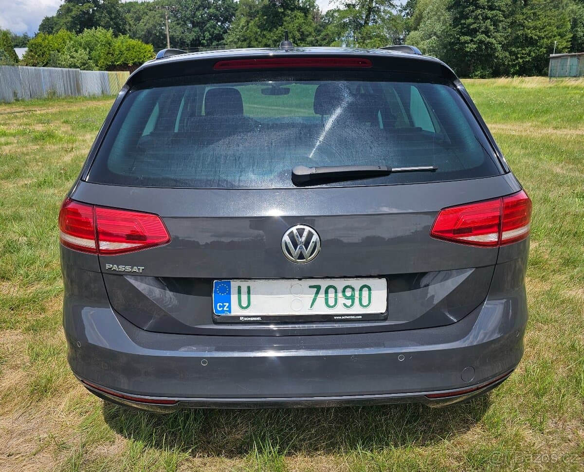 2015 Volkswagen PASSAT - 7