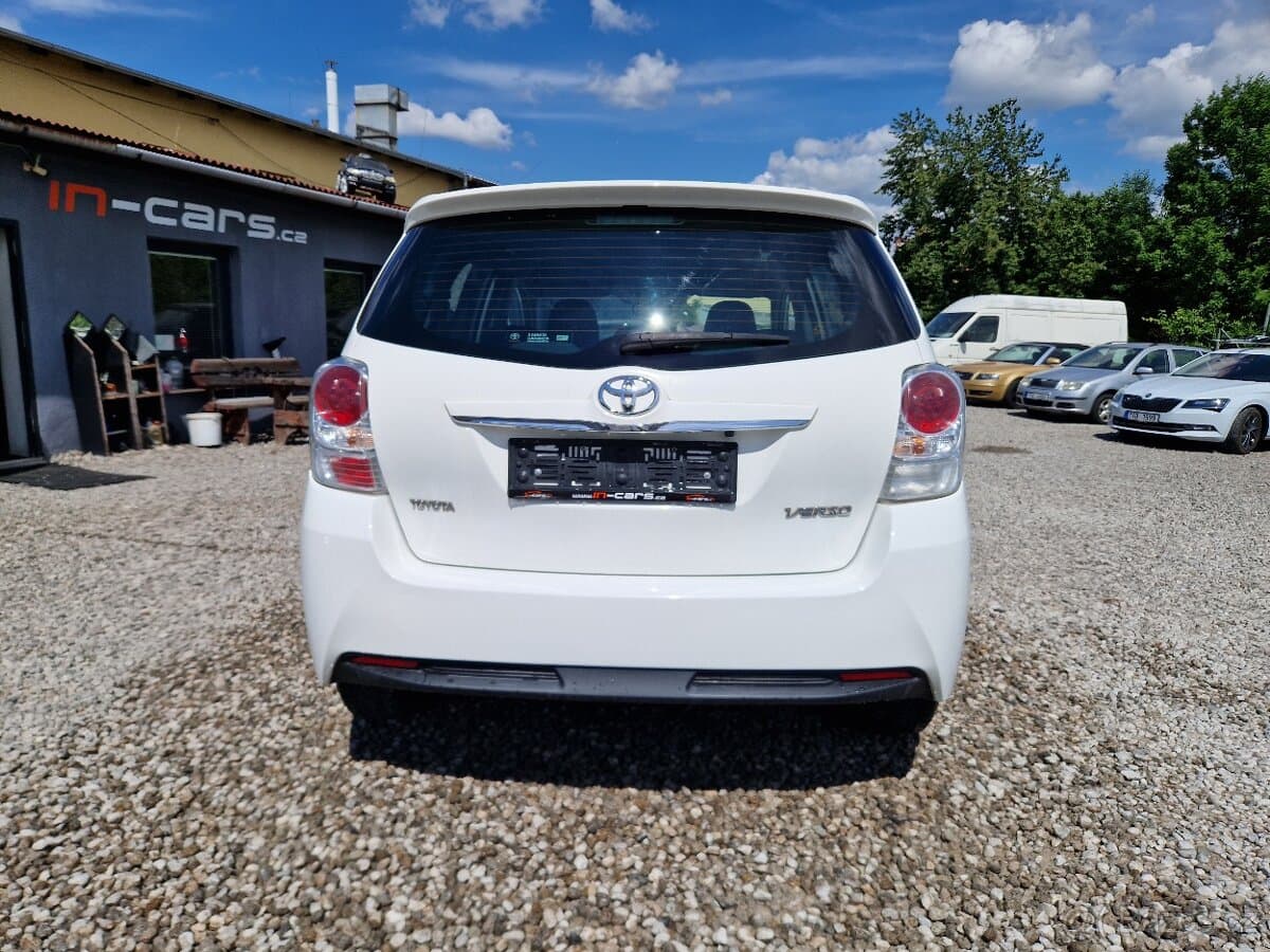 2015 Toyota VERSO - 7