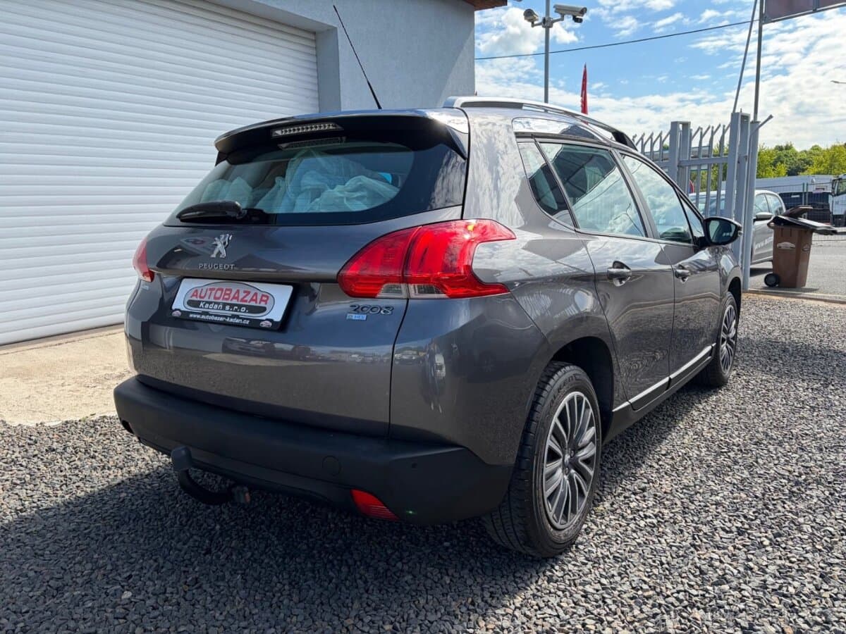 Peugeot 2008 - 7