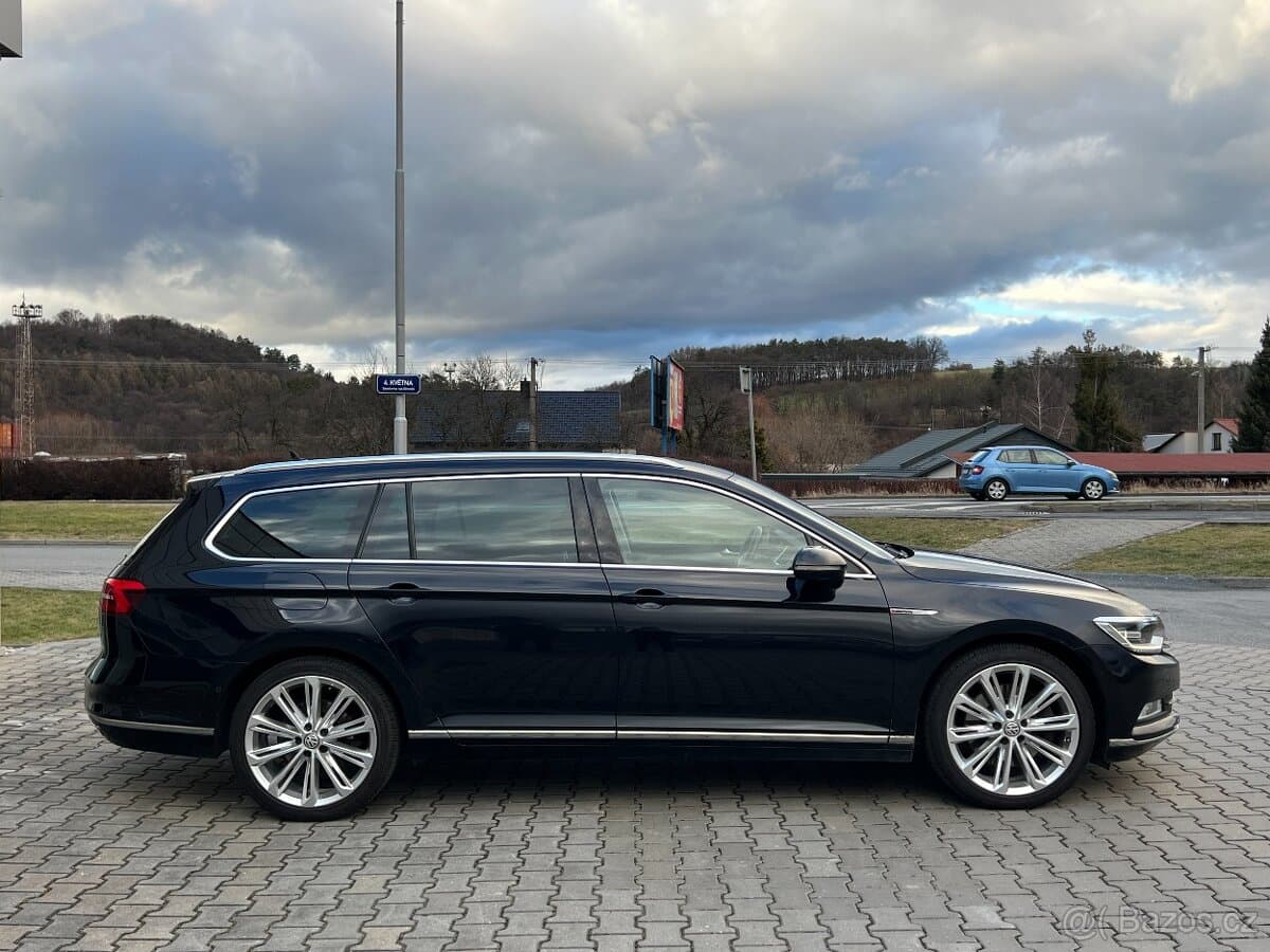 2016 Volkswagen PASSAT - 7