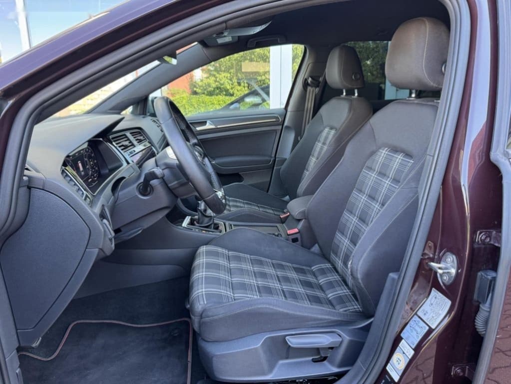 2017 Volkswagen GOLF - 7