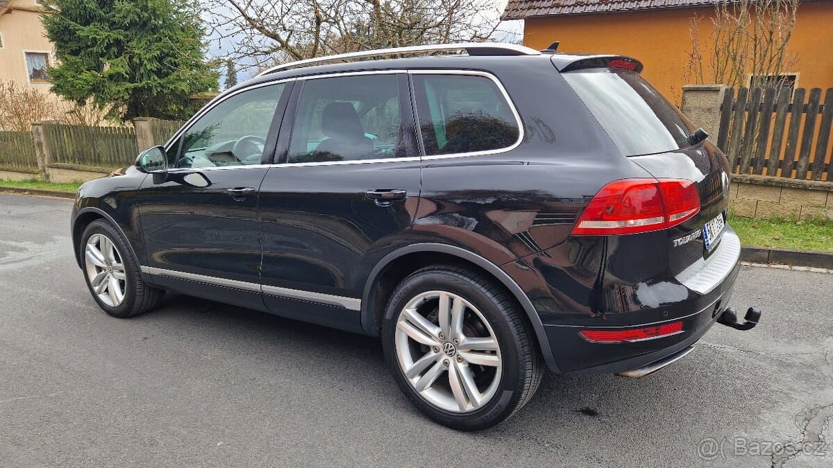 2010 Volkswagen TOUAREG - 7