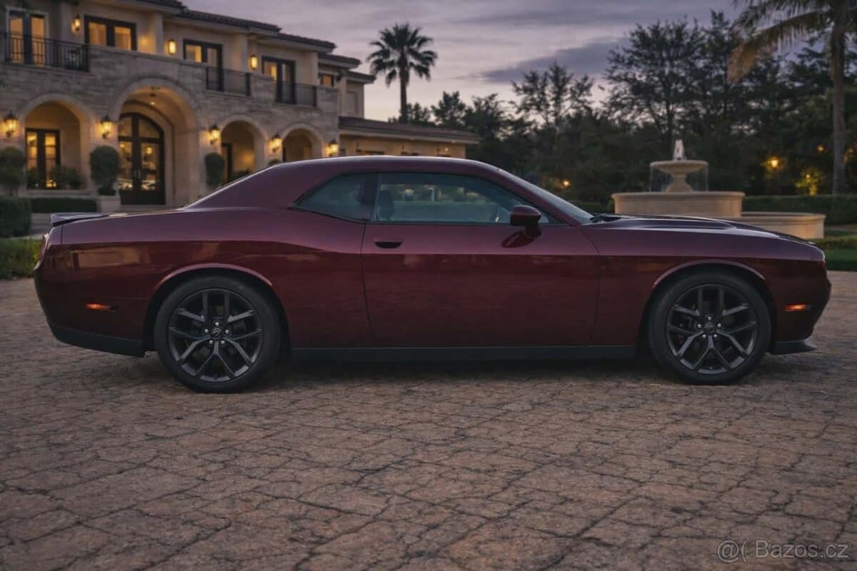 2021 Dodge CHALLENGER - 7
