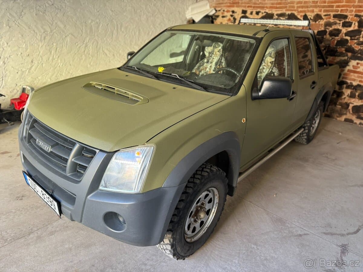 2011 Isuzu D-MAX - 7