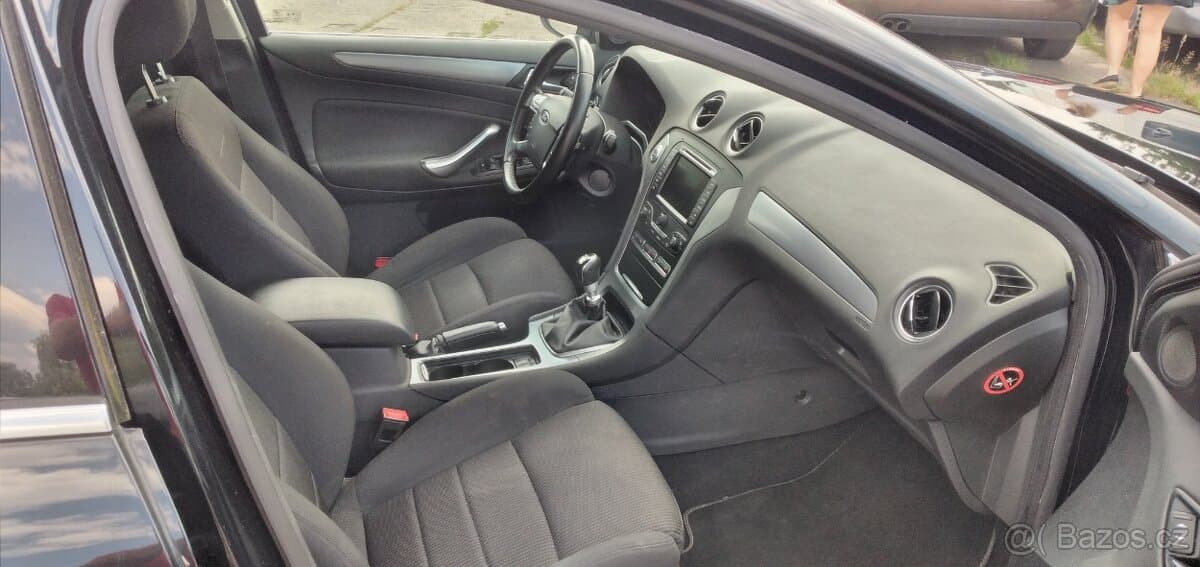 2012 Ford MONDEO - 7