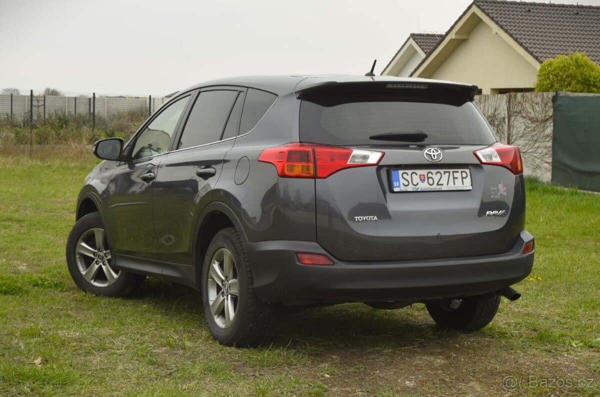 2014 Toyota RAV4 - 7