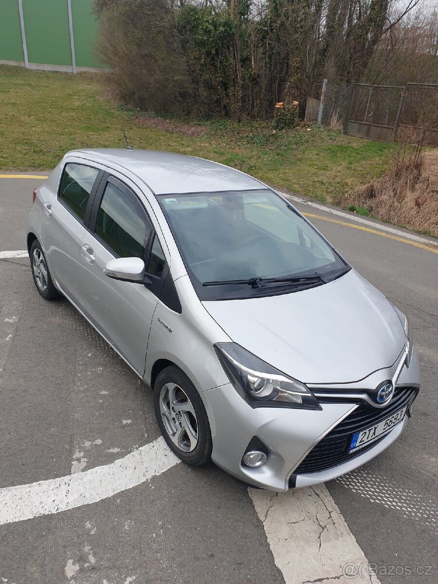 2015 Toyota YARIS - 7