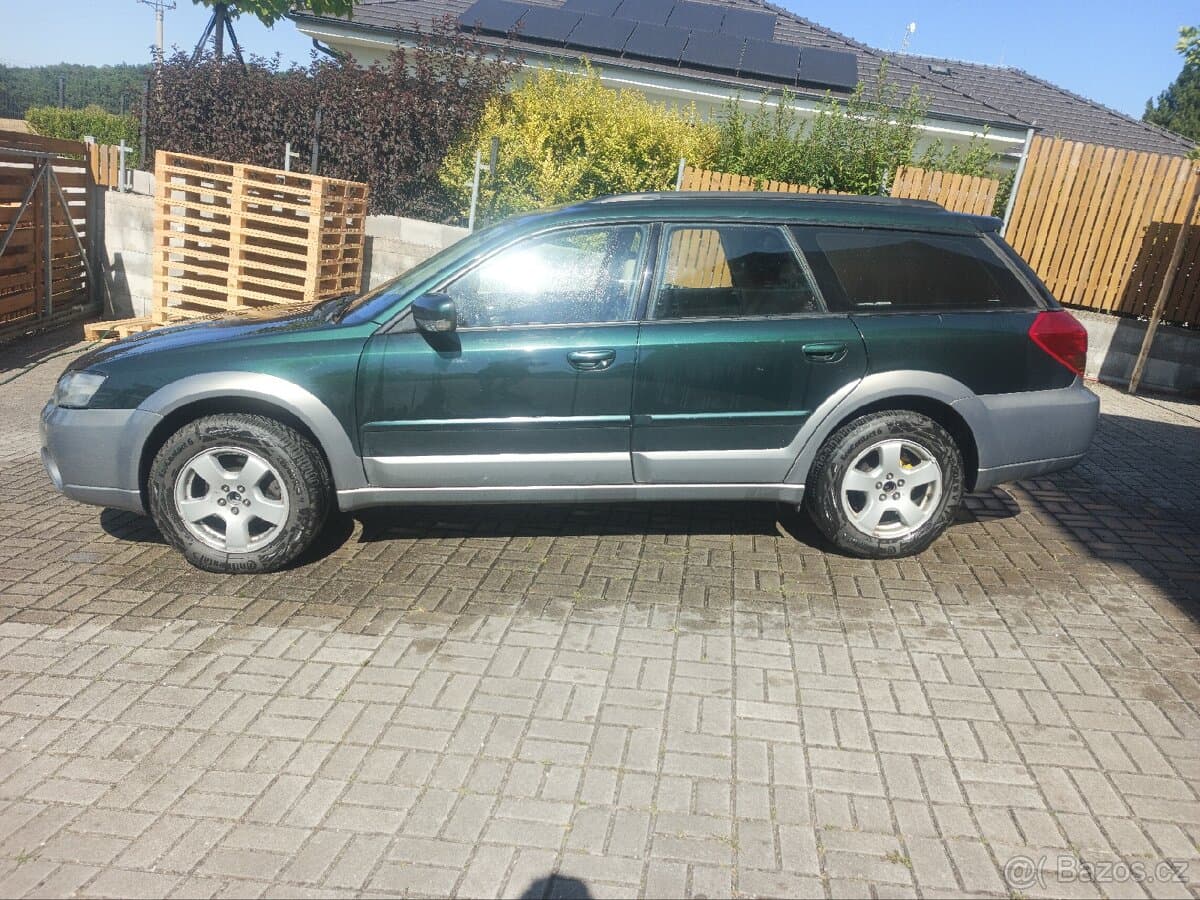 2004 Subaru OUTBACK - 7