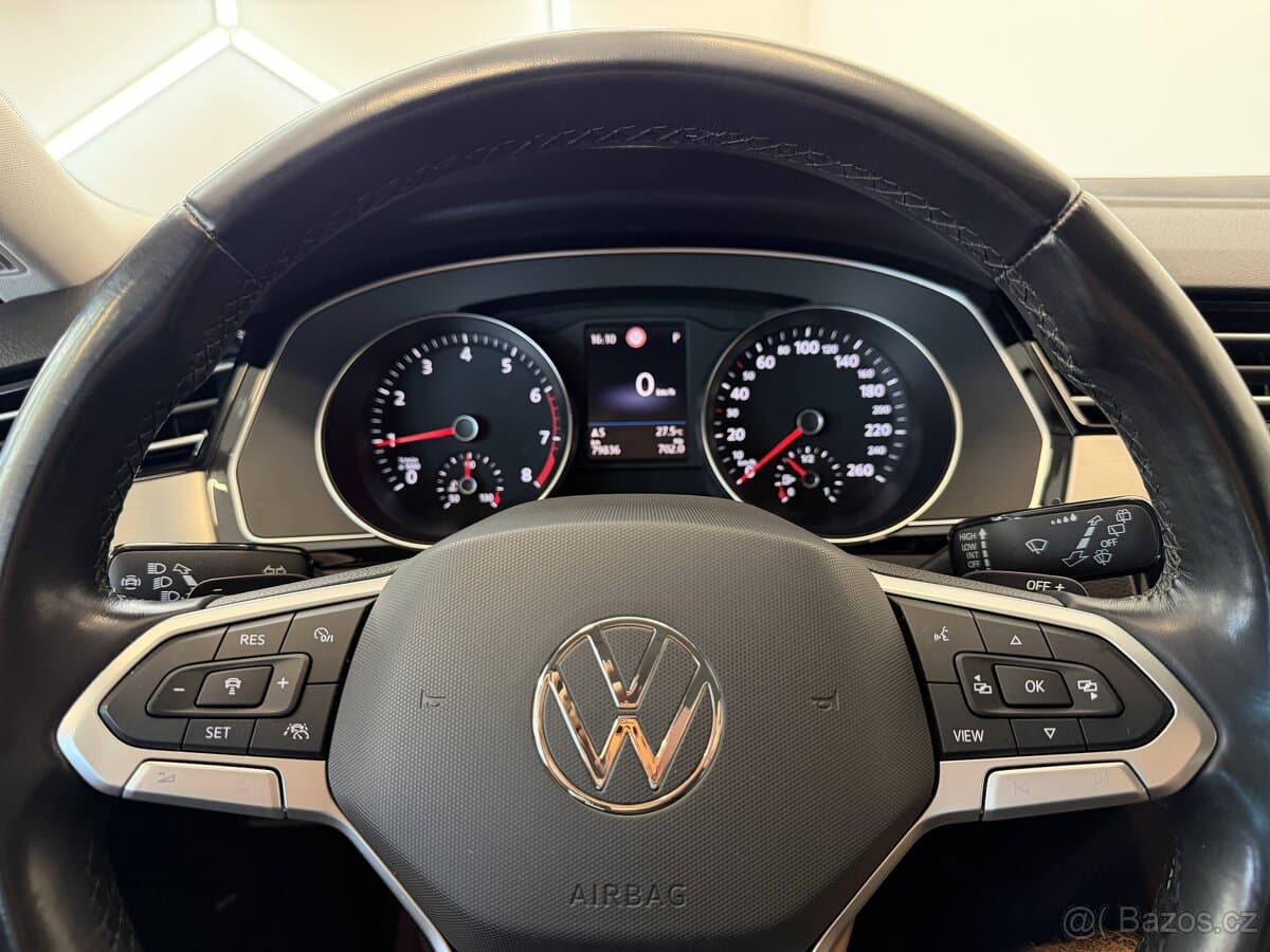 Volkswagen PASSAT - 7
