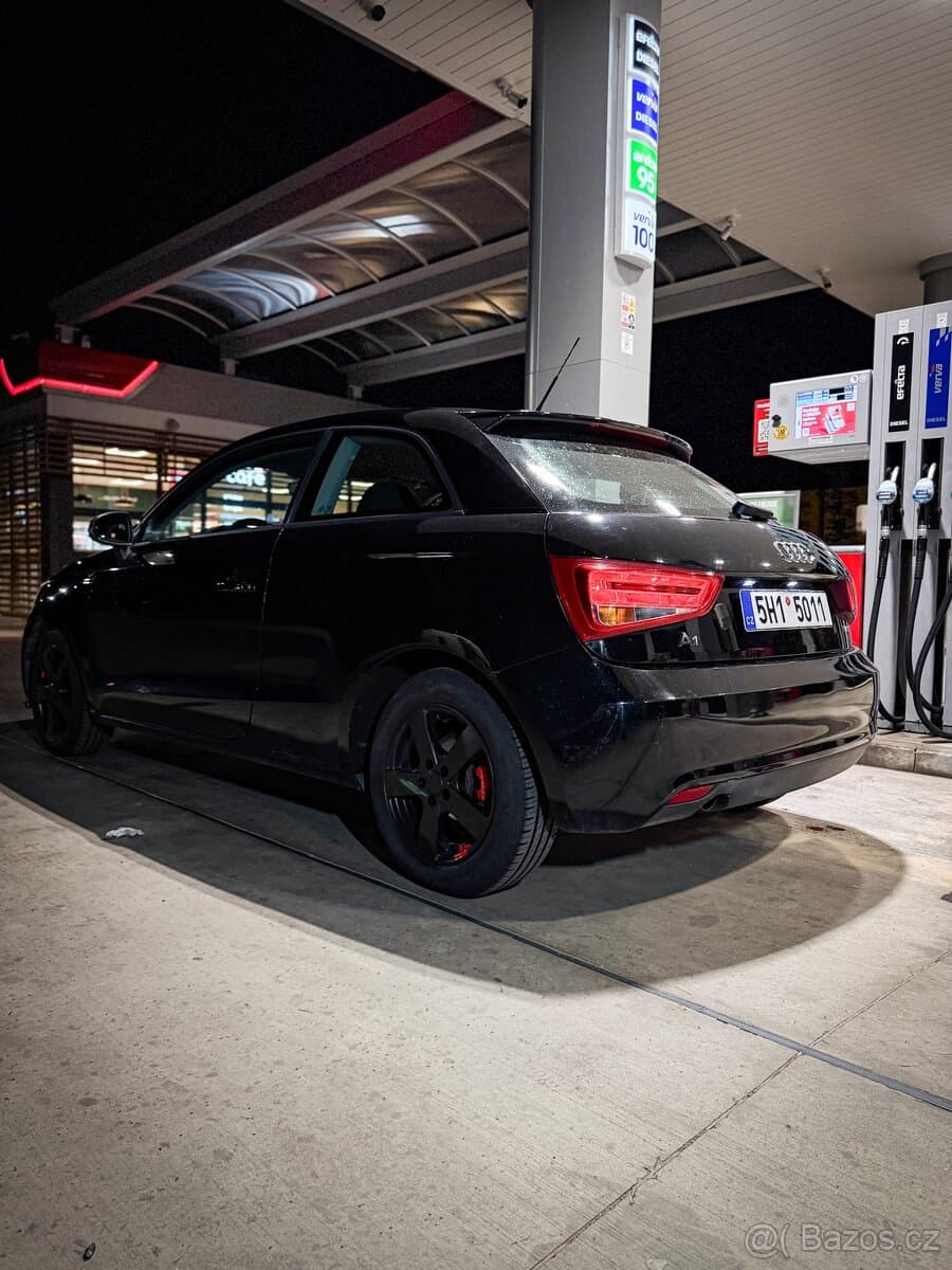 2012 Audi A1 - 7