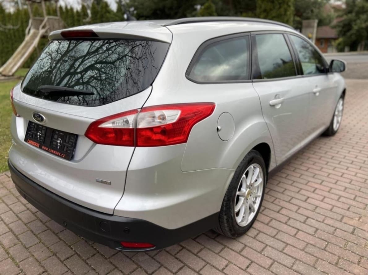 2011 Ford FOCUS - 7