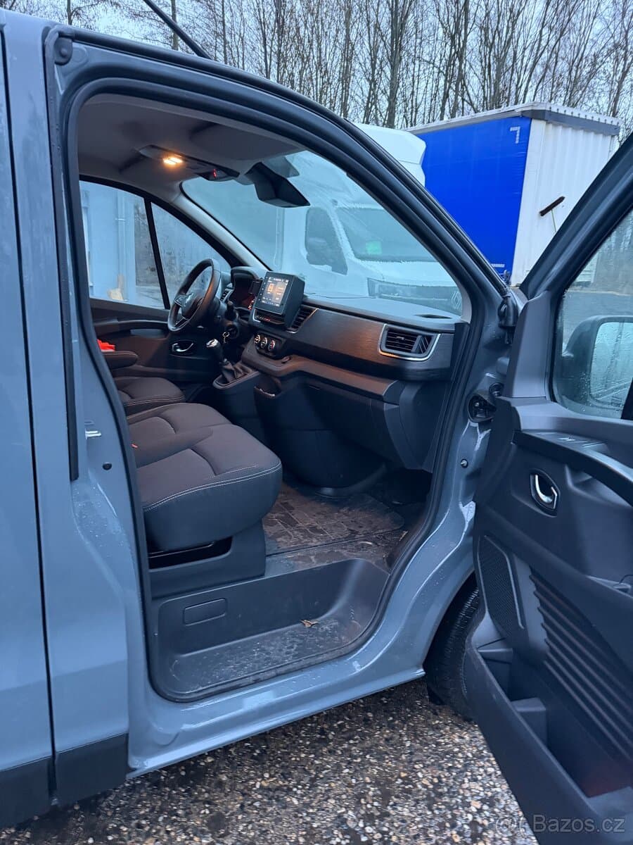 Renault TRAFIC - 7