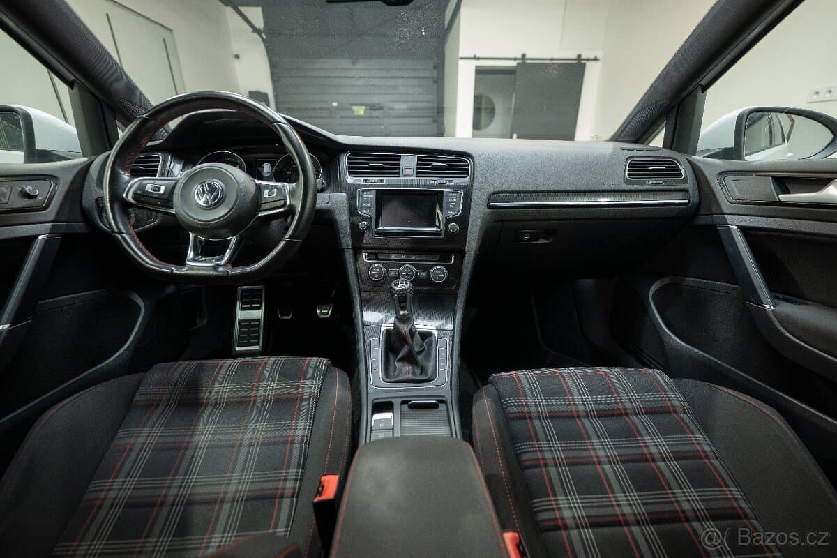2014 Volkswagen GOLF - 7