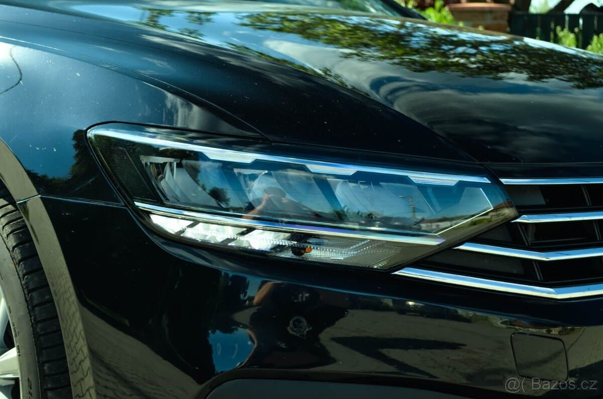 2023 Volkswagen PASSAT - 7