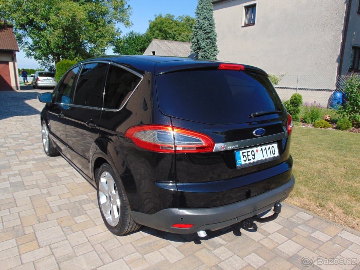 2013 Ford S-MAX - 7