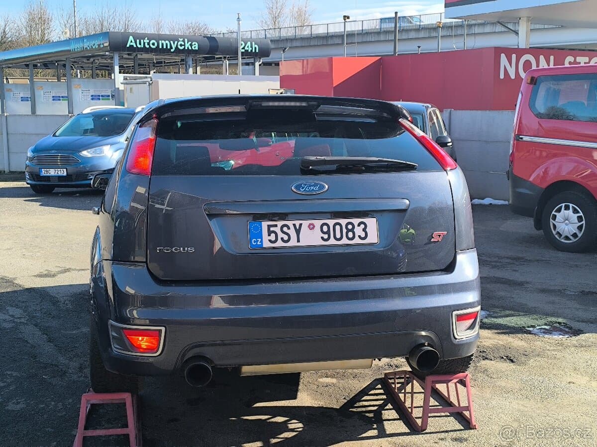 2007 Ford FOCUS - 7