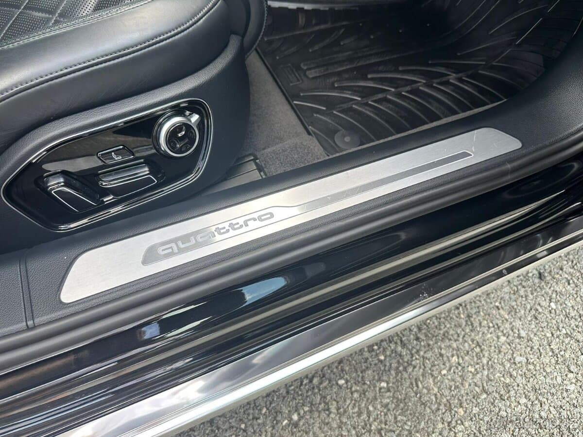 2017 Audi A8 - 7
