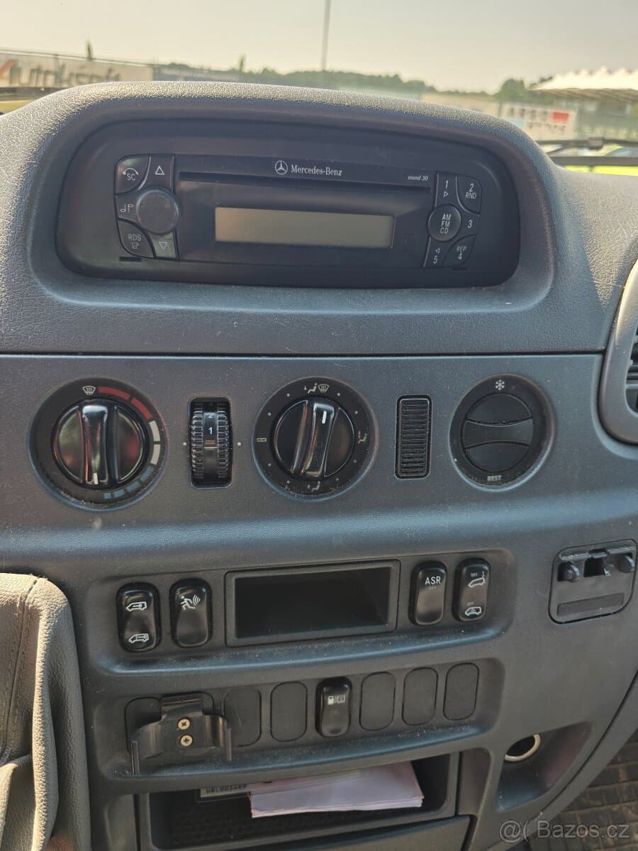 2005 Mercedes-Benz SPRINTER - 7