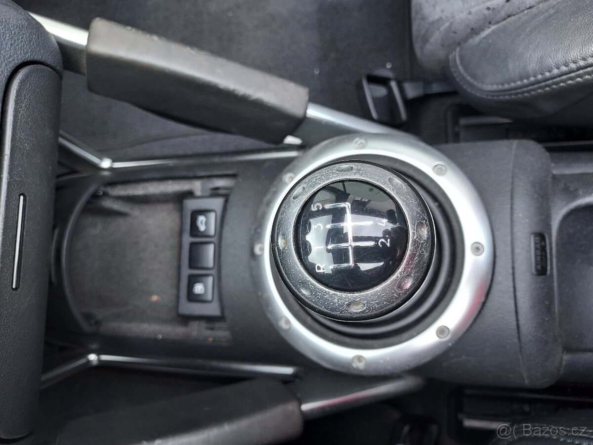 2003 Audi TT - 7