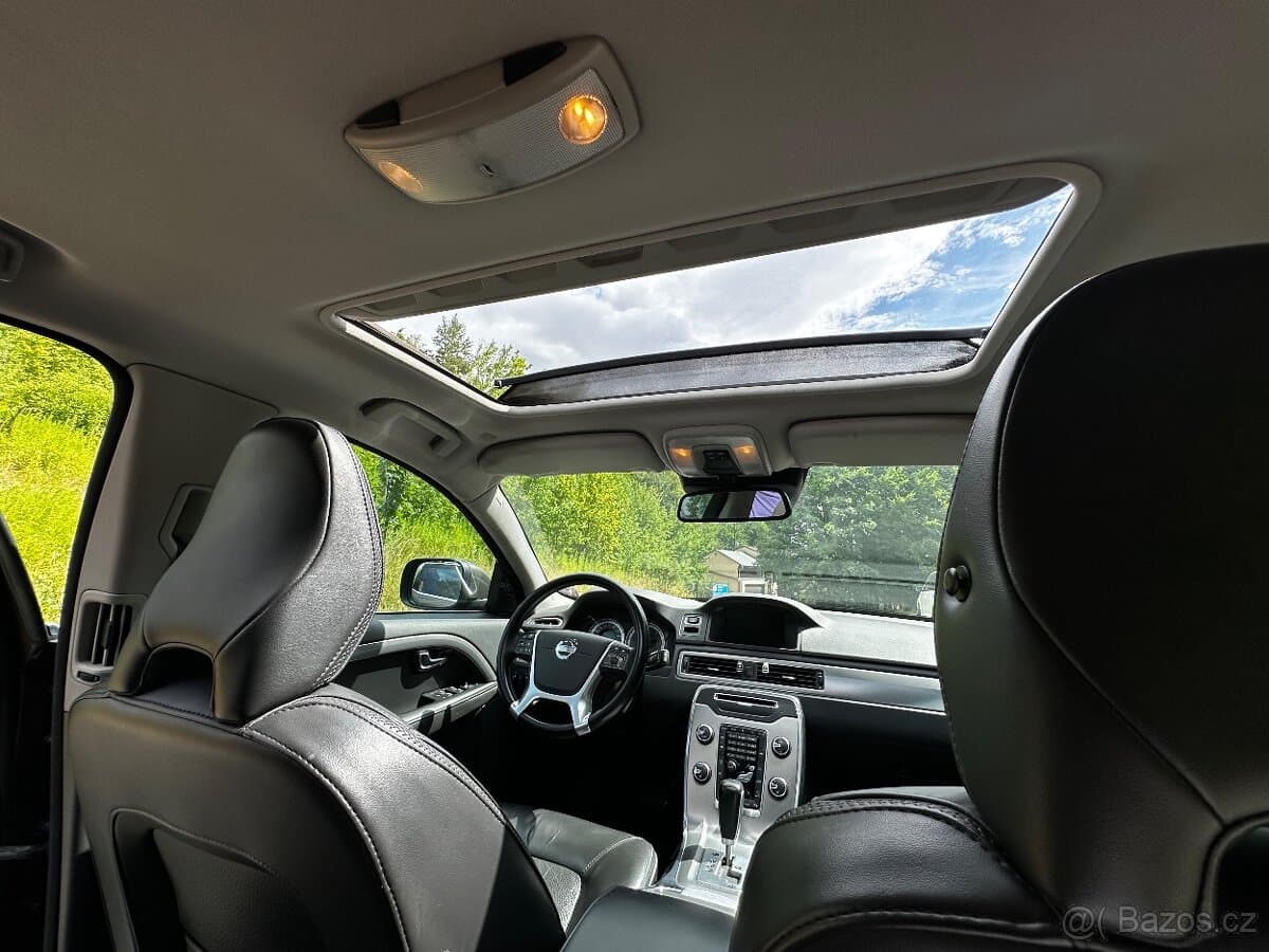 2012 Volvo XC70 - 7