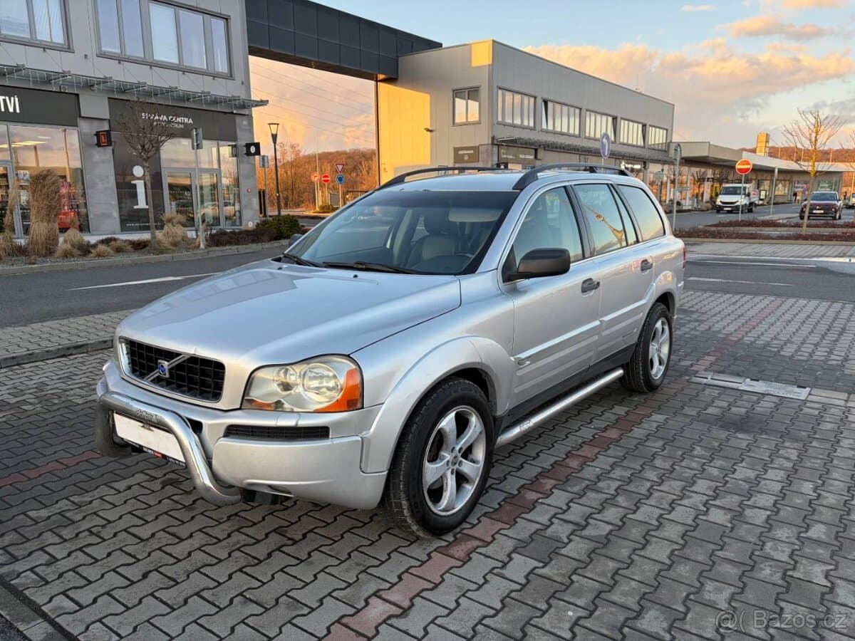 2004 Volvo XC90 - 7