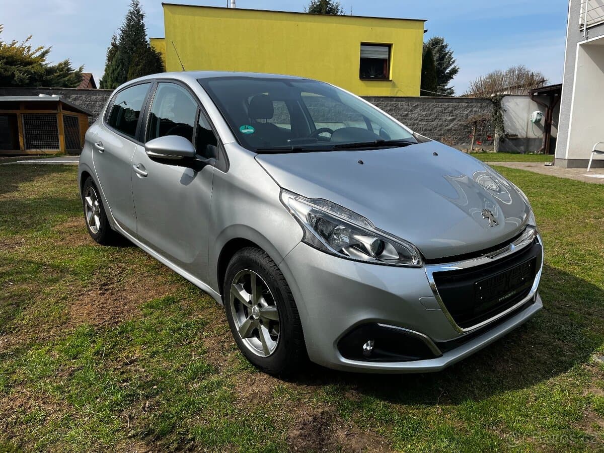 2016 Peugeot 208 - 7