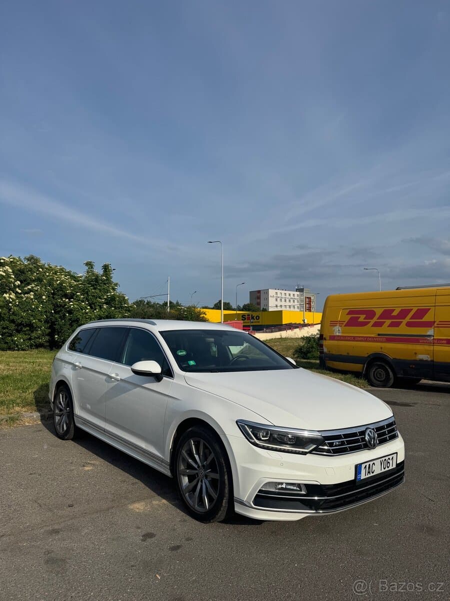 2018 Volkswagen PASSAT - 7