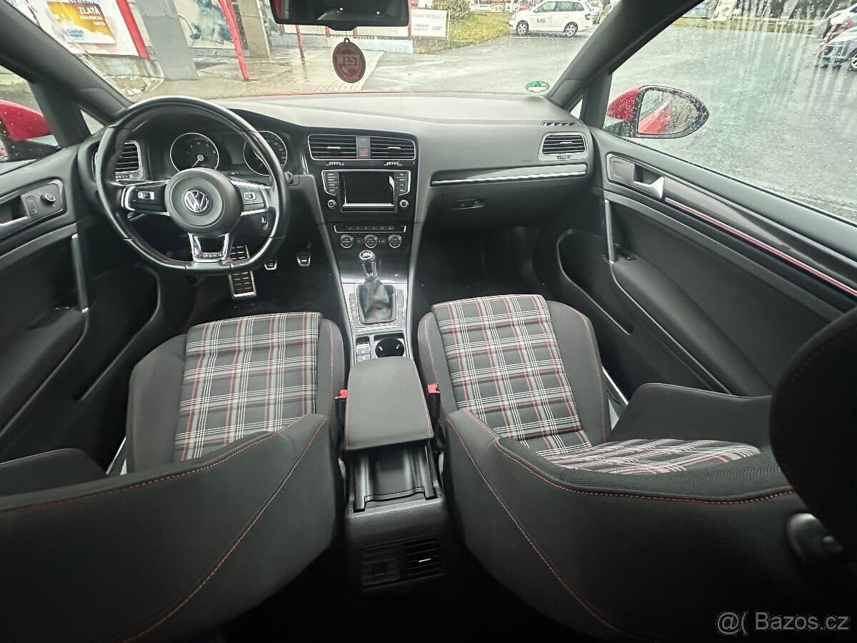 2017 Volkswagen GOLF - 7