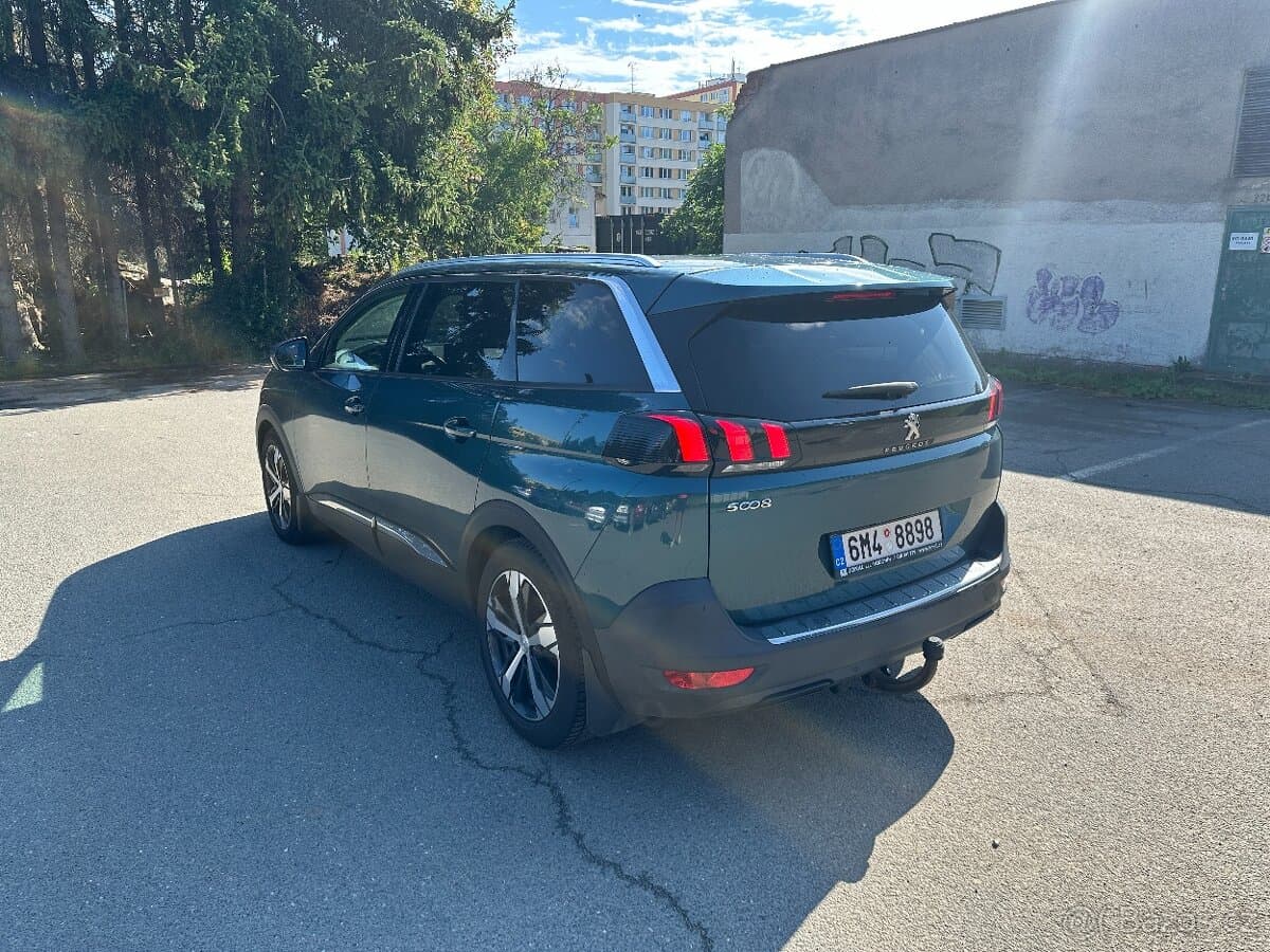2018 Peugeot 5008 - 7