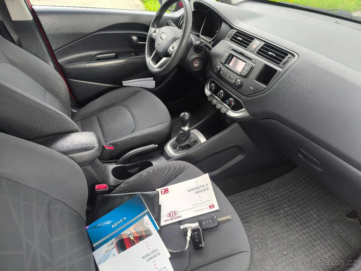 2014 Kia RIO - 7