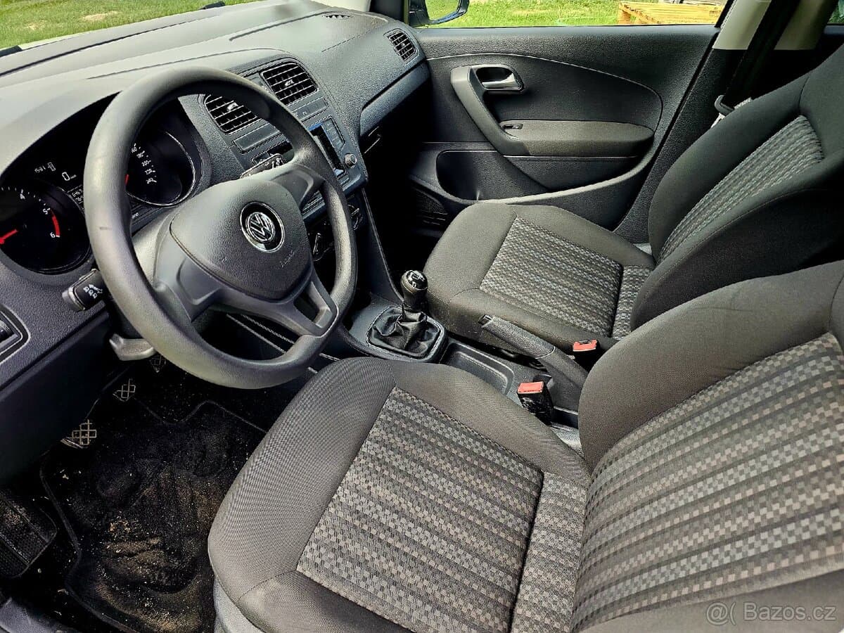 2014 Volkswagen POLO - 7