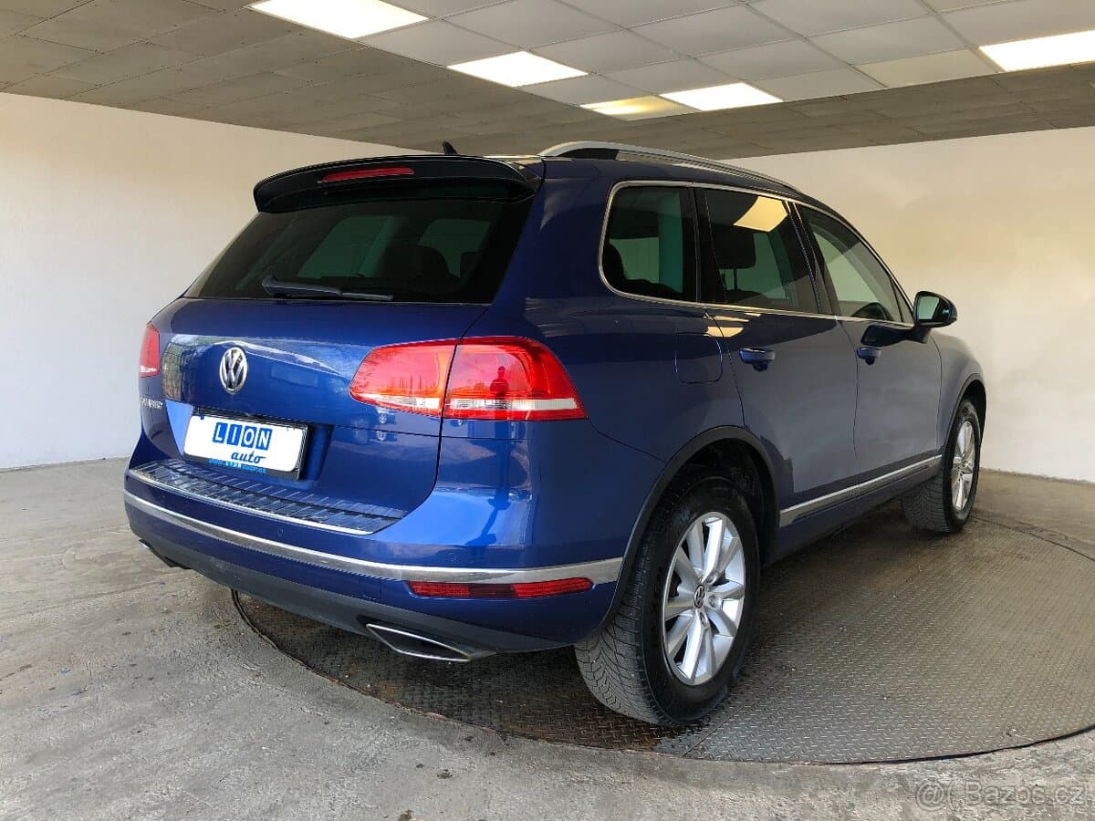 2015 Volkswagen TOUAREG - 7