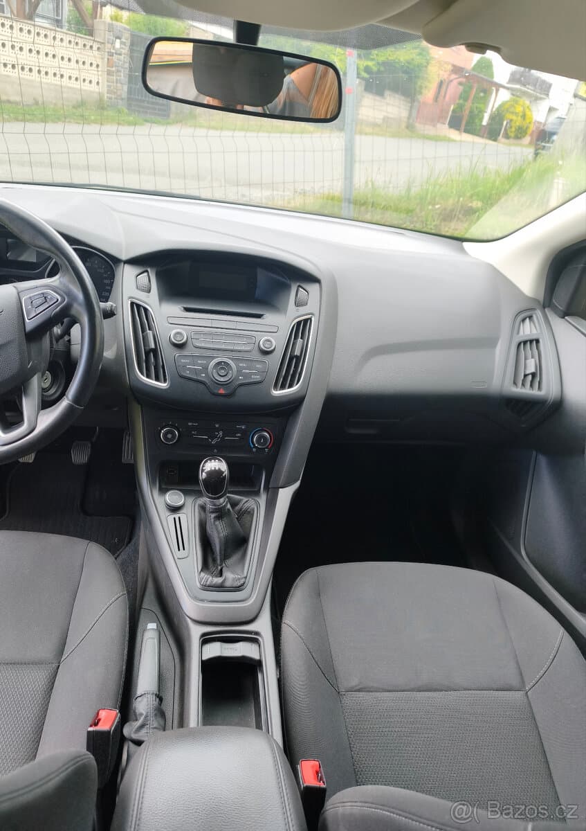 2017 Ford FOCUS - 7