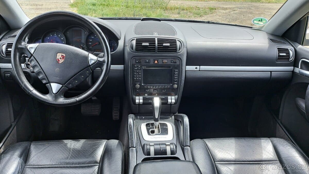 2005 Porsche CAYENNE - 7
