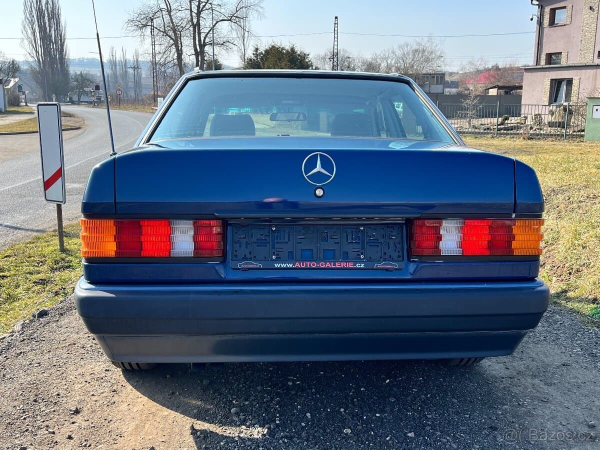1990 Mercedes-Benz 190 - 7