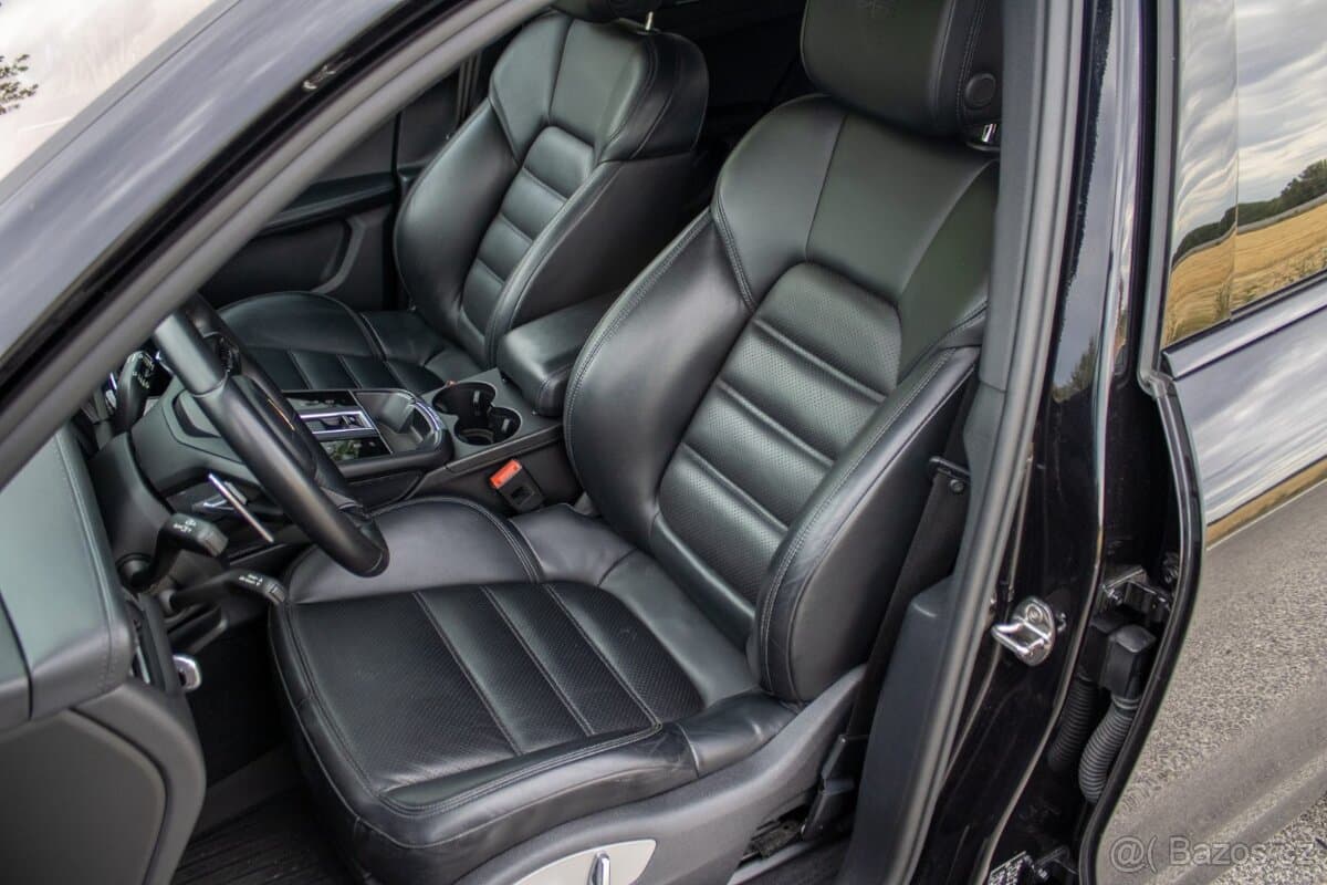 2022 Porsche MACAN - 7