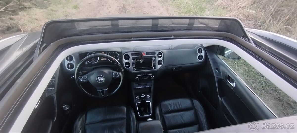 2011 Volkswagen TIGUAN - 7