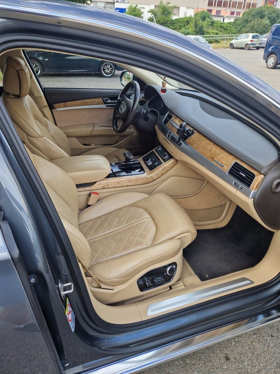 2014 Audi A8 - 7