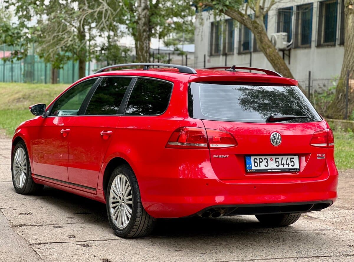 2013 Volkswagen PASSAT - 7