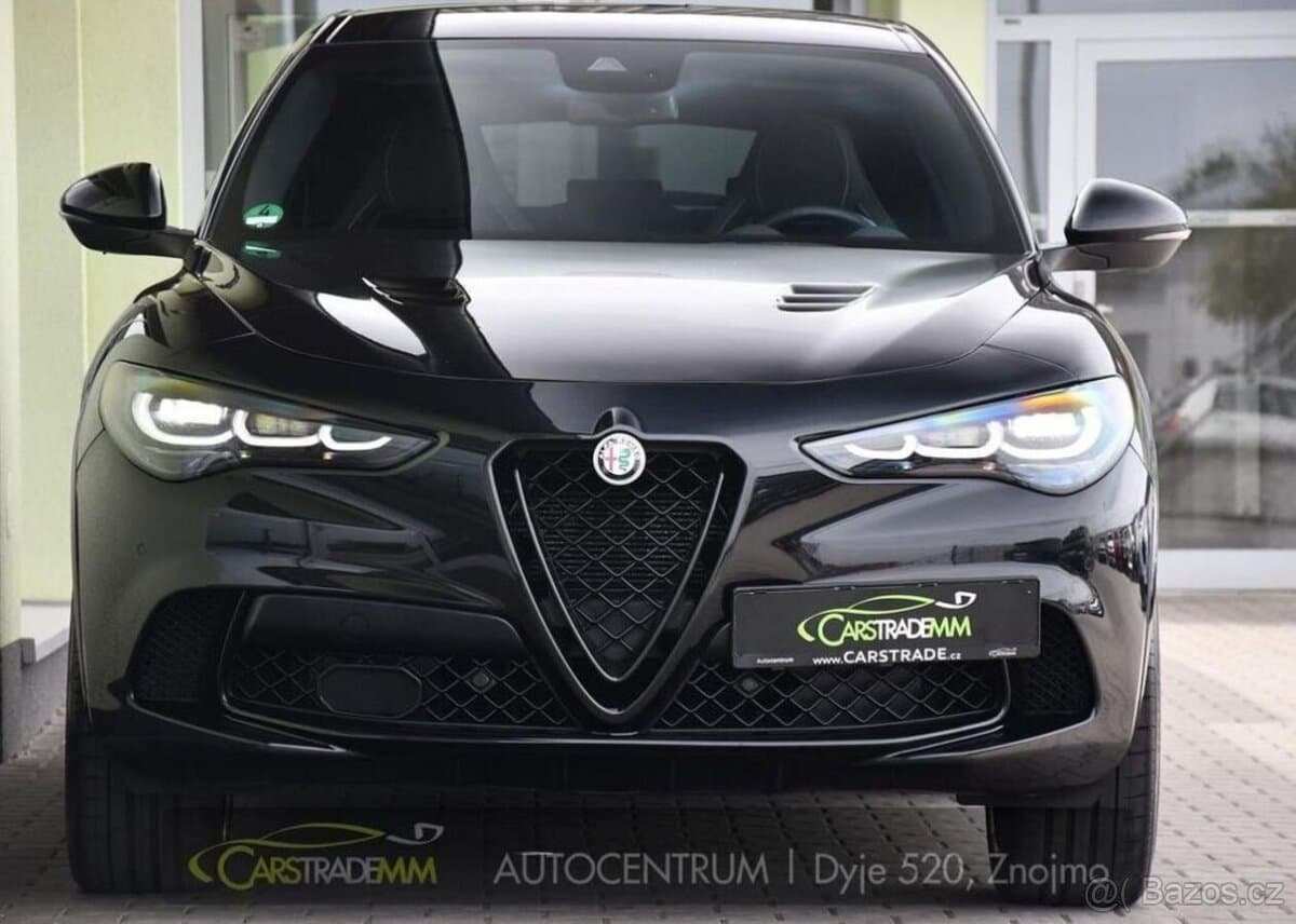 2024 Alfa Romeo STELVIO - 7
